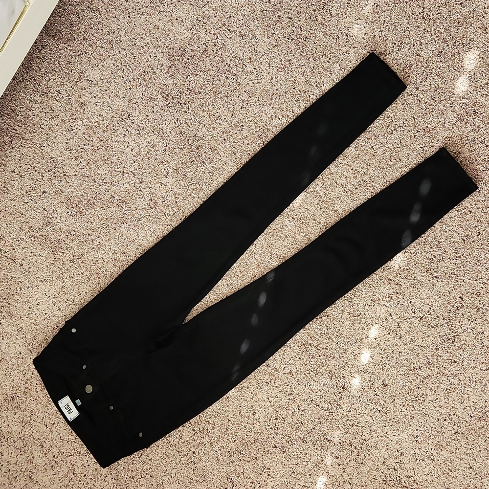 Paige Denim Verdugo Ultra Skinny Black Denim size 24